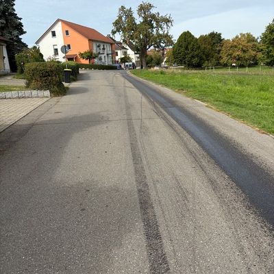 FW Reichenau: Rund 400 Meter lange Ölspur beseitigt - 24.09.2026