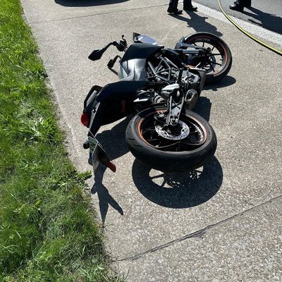 FW-EN: Motorradfahrerin verunglückt auf Autobahn