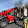 FW Helmstedt: Verkehrsunfall LKW, auslaufende Flüssigkeiten