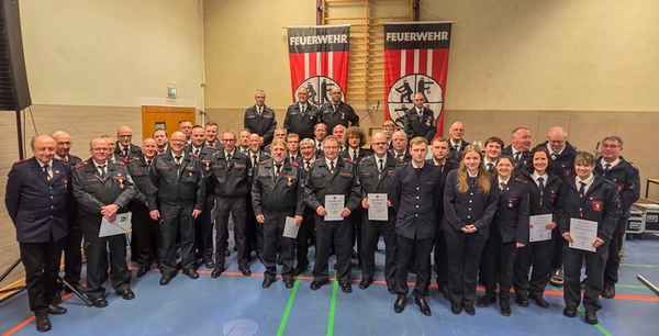 FW Menden: Jahresdienstbesprechung der Freiwillige Feuerwehr Menden in Schwitten