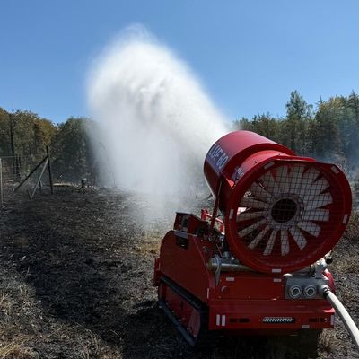 FW Kreis Soest: Waldbrand bei Möhnesee: 130 Einsatzkräfte kämpfen weiter gegen die Flammen