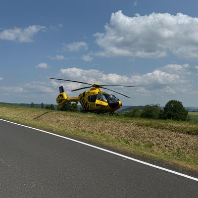 FW VG Westerburg: Verkehrsunfall im Kreuzungsbereich bei Gershasen forderte drei Verletzte