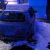 FW-BN: Feuerwehr verhindert Übergreifen eines PKW-Brandes auf Wohngebäude in Bad Godesberg