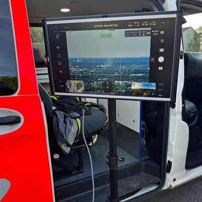 FW-EN: Feuerwehr am Donnerstag stark gefordert - Kradunfall und Kleinbrand am späten Nachmittag
