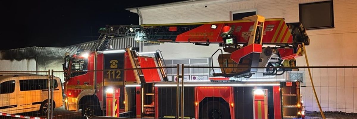 FW-MH: Schlussmeldung zum Großbrand an der Kölner Straße