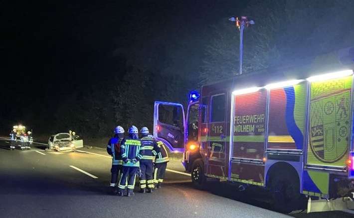 FW-MH: Verkehrsunfall A 40 Höhe AS Mülheim an der Ruhr Styrum