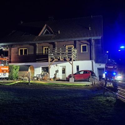FW Schalksmühle: Großeinsatz durch Brand in Schalksmühle-Everinghausen