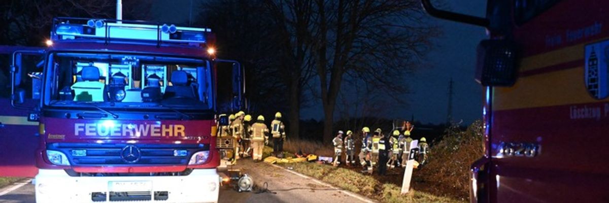 FW Pulheim: Verkehrsunfall mit Schwerverletzter