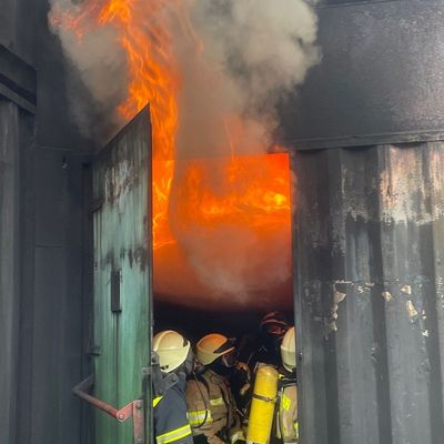 Feuerwehr Kalkar: Zusätzliches Atemschutztraining für die Kalkarer Feuerwehr