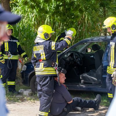 FW Flotwedel: Von Ausbildung bis Auszeichnung: Feuerwehr-Wochenende in der Samtgemeinde Flotwedel