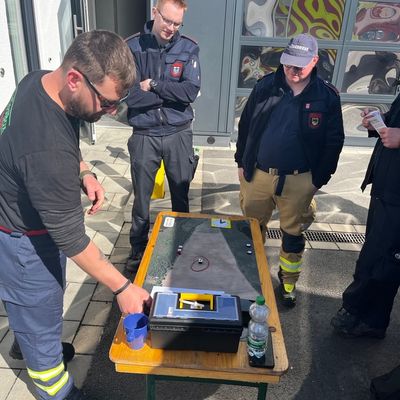 FW Kreis Soest: Seminar "Einheitsführer im Vegetationsbrand" von Firma FireToolBox - 60 Führungskräfte werden in Möhnesee an 2 Tagen geschult