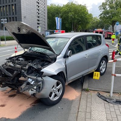 FW-BO: Schwerer Verkehrsunfall auf der Wittener Str.