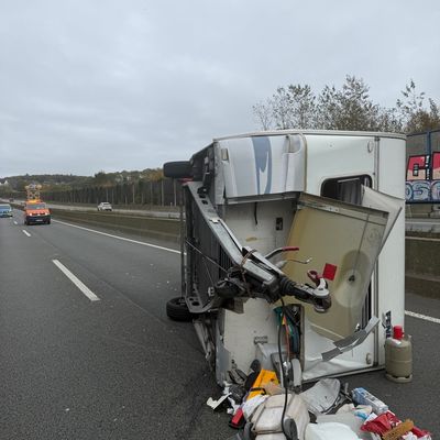 FW-RS: Verkehrsunfall mit mehreren beteiligten Fahrzeugen BAB A1