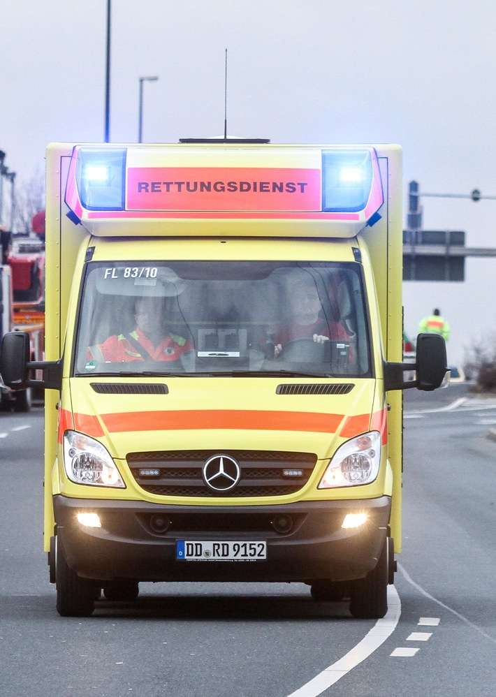 FW Dresden: Arbeitsunfall in der Semperoper - mehrere Personen leicht verletzt