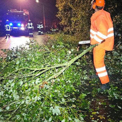 FW Königswinter: Orkantief Manja sorgt für acht wetterbedingte Alarmierungen in Königswinter