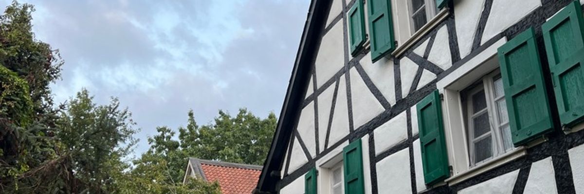 FW-HAAN: Brand im Dachgeschoss eines Fachwerkhauses