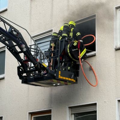 Feuerwehr MTK: Drei Einsätze am Dienstag - Schlimmeres bei Küchenbrand verhindert