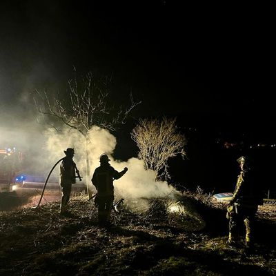 FW Weinheim: Unbeaufsichtigtes Nutzfeuer in Steinklingen