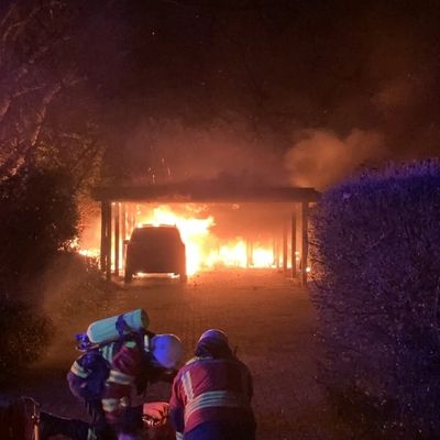 FW-PI: 50 Einsätze für die Feuerwehren im Kreis Pinneberg zum Jahreswechsel - Etwas weniger als im Vorjahr und weniger Großbrände