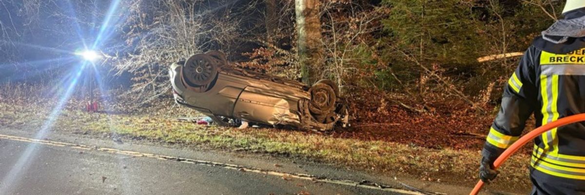 FW-EN: Verkehrsunfall L528 und Landeplatzsicherung Rettungshubschrauber