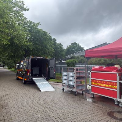 FW-AUR: Einfamilienhaus in Flammen