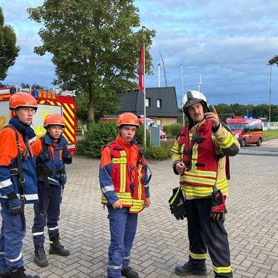 FW Alpen: 24 Stunden Übung der Jugendfeuerwehr Alpen