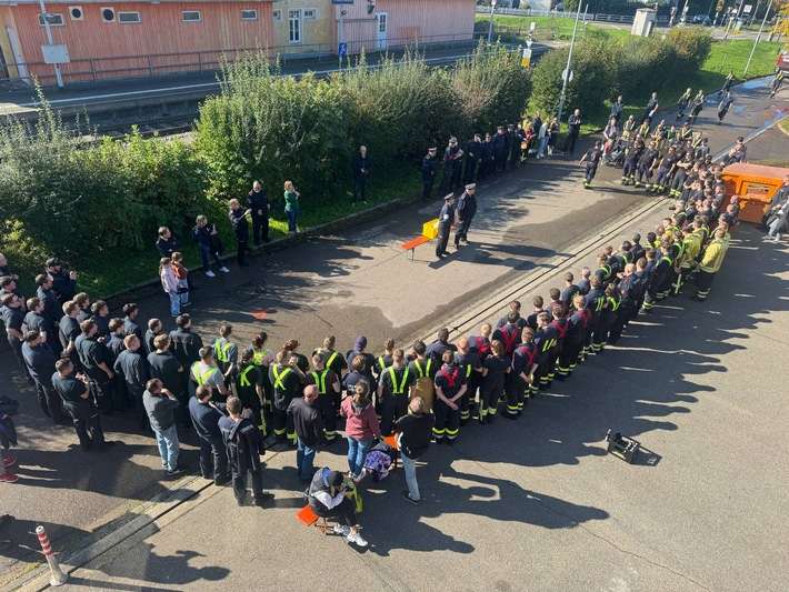 FW LK Esslingen: Abnahme des Leistungsabzeichens im Landkreis Esslingen