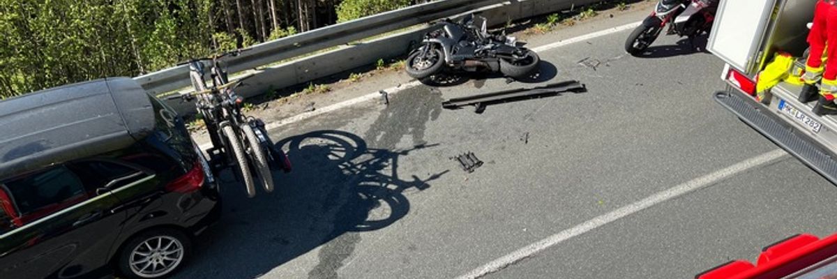 FW-PL: Schwerer Verkehrsunfall auf Allendorfer Straße