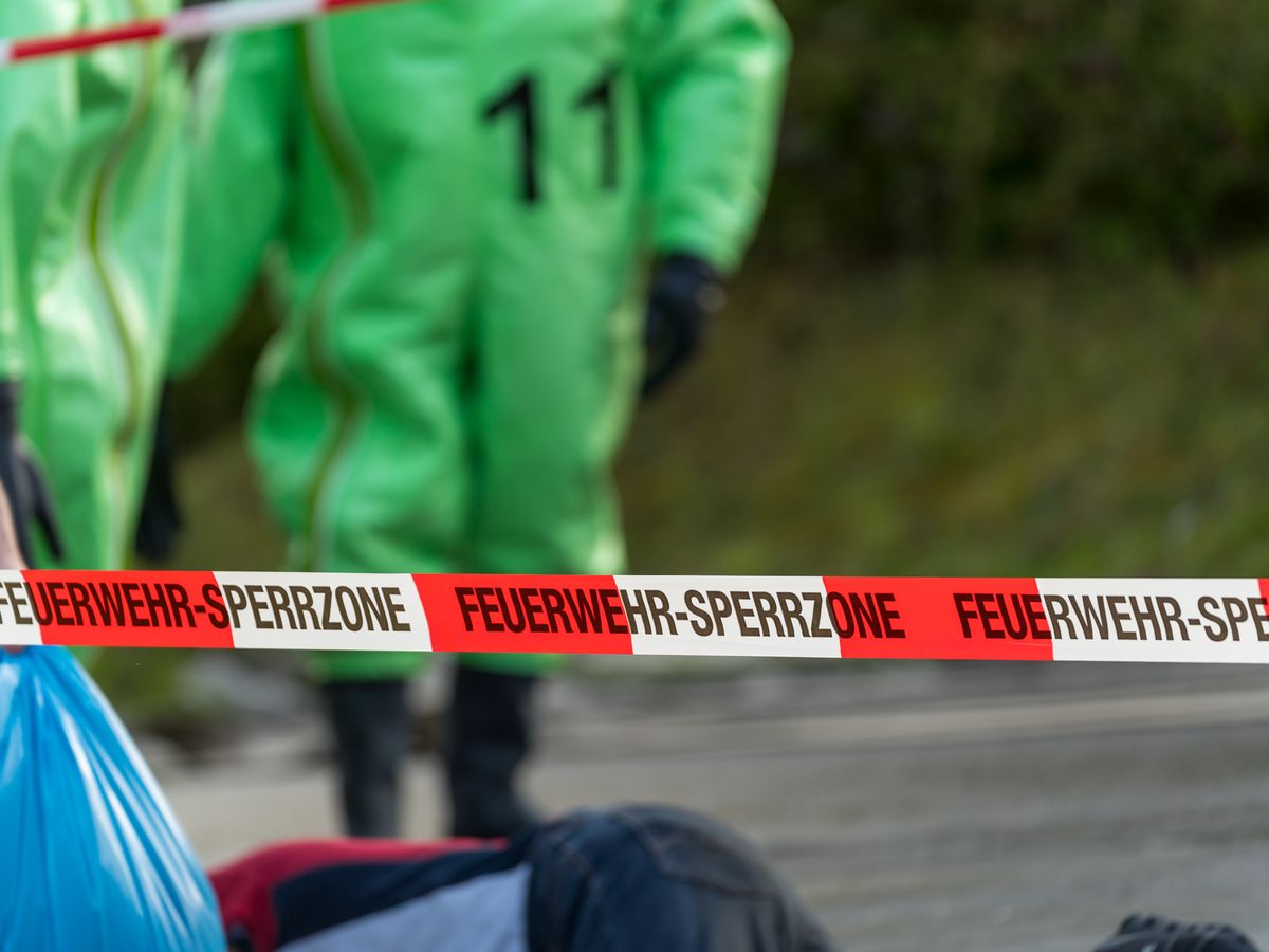 Gefahrgut-Praxistraining: Arbeiten im Gefahrenbereich & CSA-Notfall im C-Einsatz