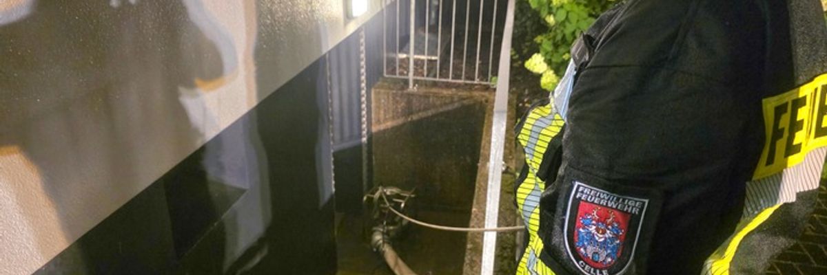 FW Celle: Unwetter über Celle - einsatzreiche Nacht für die Celler Feuerwehr!