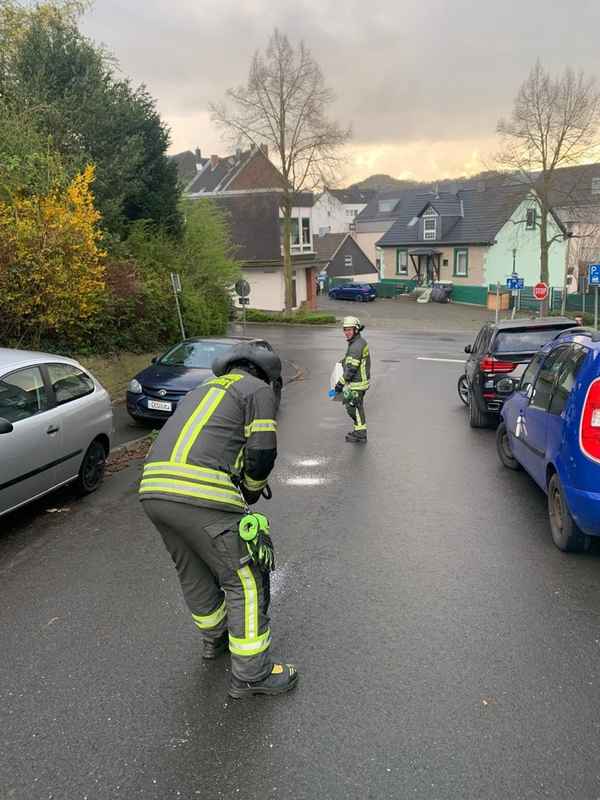 FW-EN: Wetter - weitere drei Einsätze am Abend und in der Nacht
