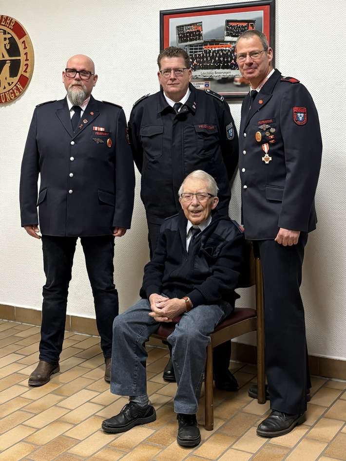 FW Beverungen: Jahresdienstbesprechung des Löschzugs Beverungen und Jahreshauptversammlung des Feuerwehrvereins St. Florian e.V.