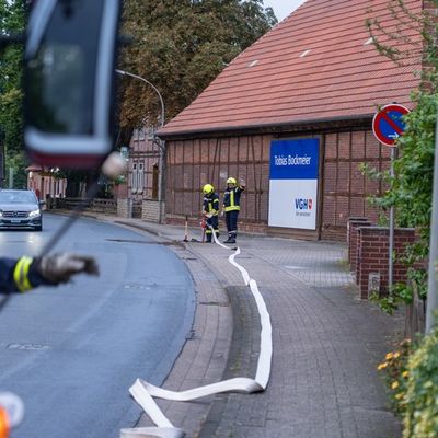 FW Flotwedel: Feuerwehren üben Ernstfall im AllerHaus in Langlingen