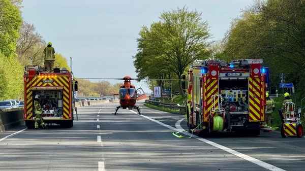 FW Ratingen: Fünf Verletzte bei Verkehrsunfall auf der BAB 52