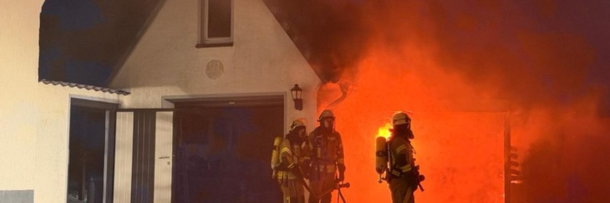 FW Lage: Carportbrand in Lage-Hörste