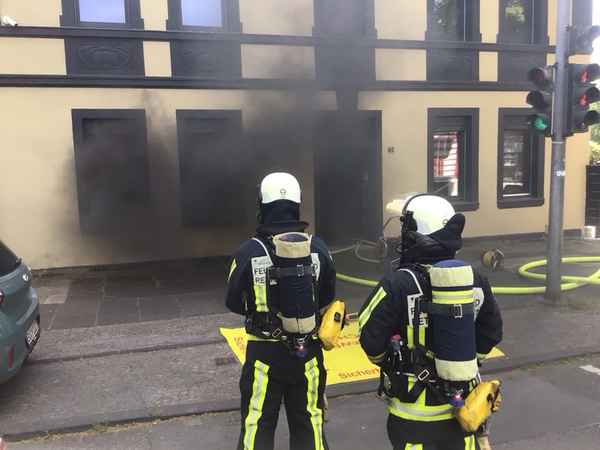 FW-BO: Wohnungsbrand in einem Mehrfamilienhaus in Bochum-Weitmar