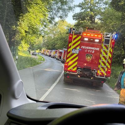 FW Voerde: Einsatzreicher Abend für die Feuerwehr Voerde
