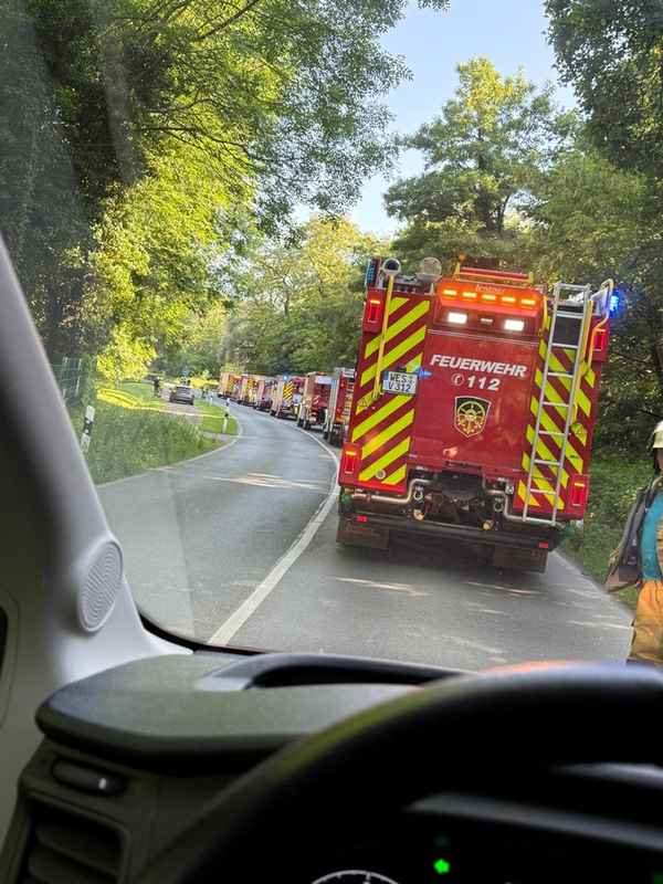 FW Voerde: Einsatzreicher Abend für die Feuerwehr Voerde