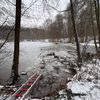 FW Menden: Feuerwehr Menden übt Eisrettung auf dem Hexenteich