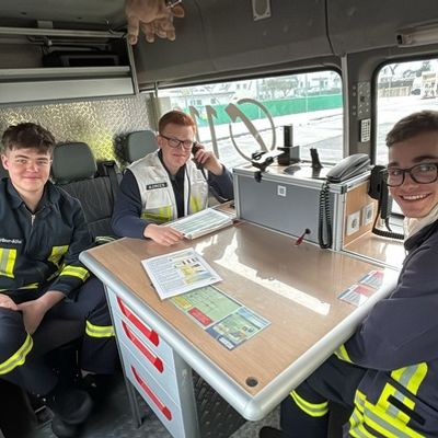 FW-OE: Erfolgreicher Sprechfunkerlehrgang bei der Feuerwehr Lennestadt