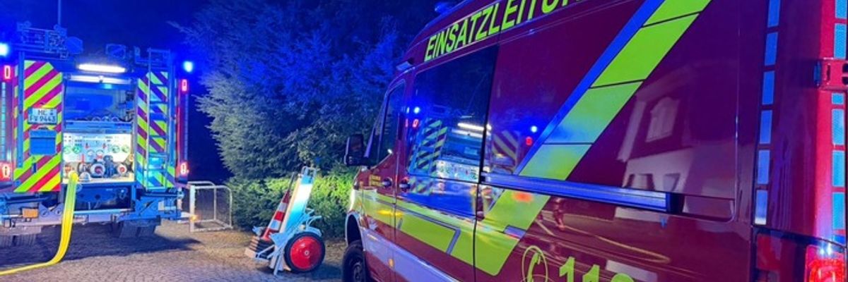 FW-Velbert: Fassadenbrand in Langenberger Internat