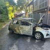 FW Stuttgart: PKW im Vollbrand - Feuer droht auf Gebäude überzugreifen
