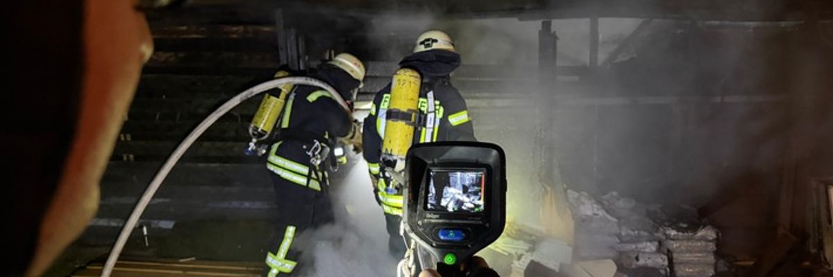 FW LK Neunkirchen: Arbeitsreiche Silvesternacht für die Feuerwehren im Landkreis Neunkirchen