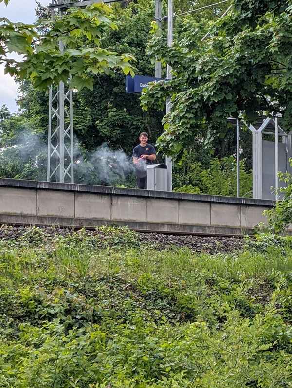 FW-DO: Kleinbrand am Bahnhof - Feuerwehr kann zu Fuß ausrücken