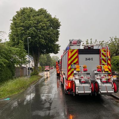 FFW Schiffdorf: Feuerwehr mehrfach in Wehdel gefordert