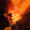 FW-EN: Feuerwehr Herdecke trainiert realistische Brandeinsätze in einem Übungscontainer - Hygienekonzept wird beübt