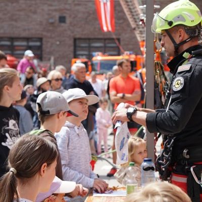 FW Stuttgart: Feuerwehr Stuttgart begrüßt über 10.000 Gäste beim Tag der offenen Tür
