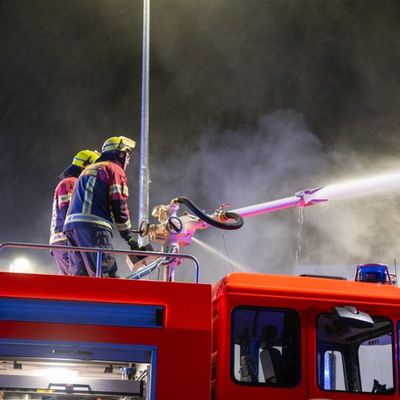 FW-RD: Ruhiger Jahreswechsel für die Feuerwehren im Kreis Rendsburg-Eckernförde - Zwei Großbrände in der Silvesternacht