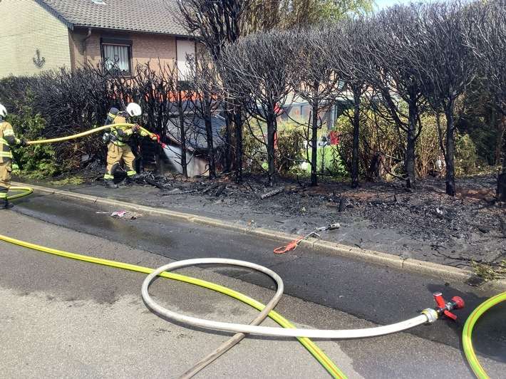 FW Mettmann: Einsatzreiches Wochenende für die Feuerwehr Mettmann