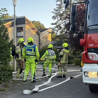 FW Gronau: Feuer an einer Überdachung an der Klostermaate